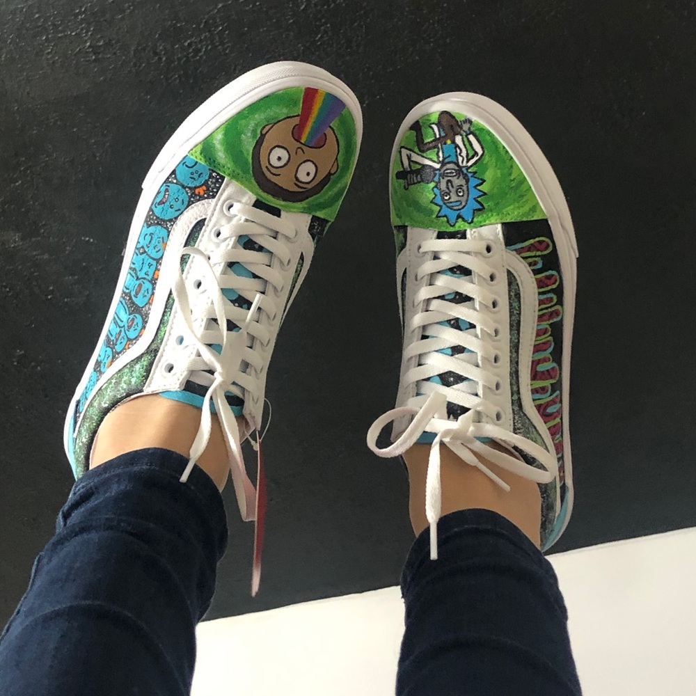 🎨 Custom Rick & Morty Old Skool Vans